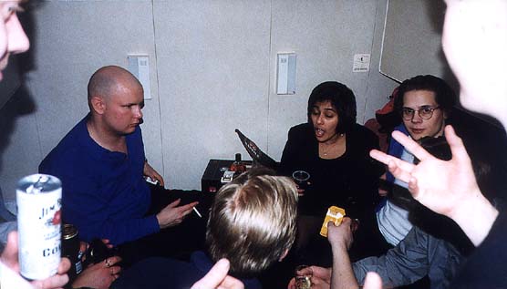 Diskussion.jpg (30701 bytes)